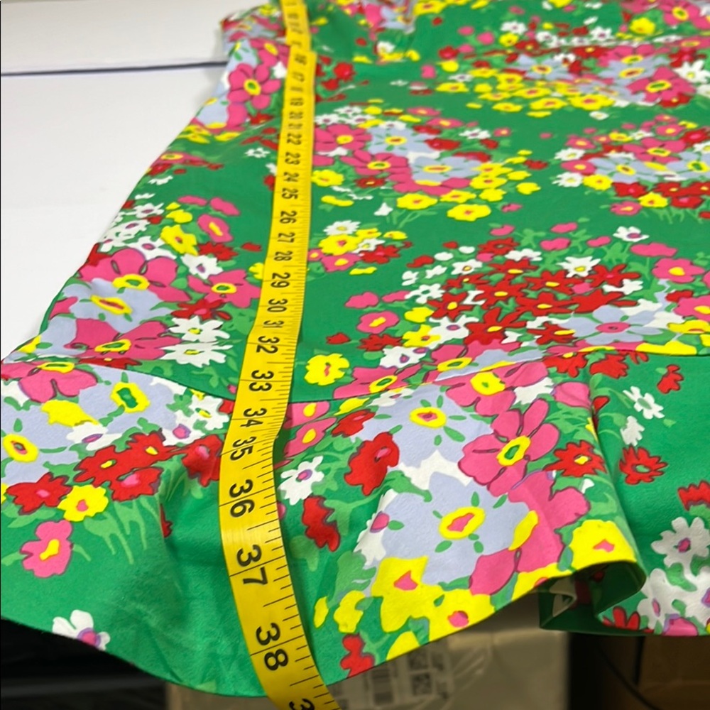 Talbots Women’s Vibrant Floral Green Sundress Scope Neck Ruffle Hem Lined Sz 8 - Picture 7 of 7